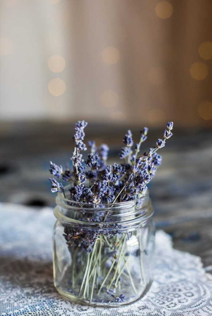 Aromatherapy lavender for home decor guide
